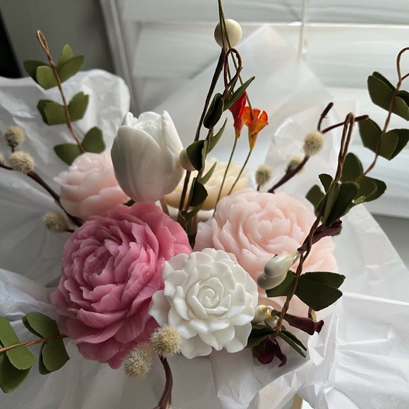 Unique Soap Flower Bouquets - Handmade with Love for Every Celebration! - Picture 2 of 11